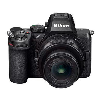 Nikon Z5II Fotokamera mit NIKKOR Z Zoomobjektiv (24-50mm)