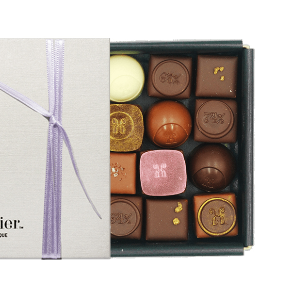Max Chocolatier Schachtel mit 16 assortierten FrühlingspralinenBild